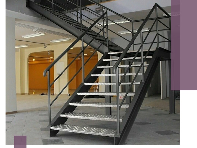 Лестницы для офиса в Армавире: изготовление, монтаж, демонтаж