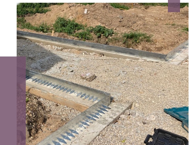 Металлические бордюры для дорожек в Армавире от 4863 руб.